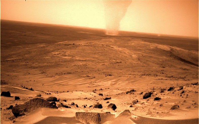 Tourbillon de poussière sur la planéte Mars